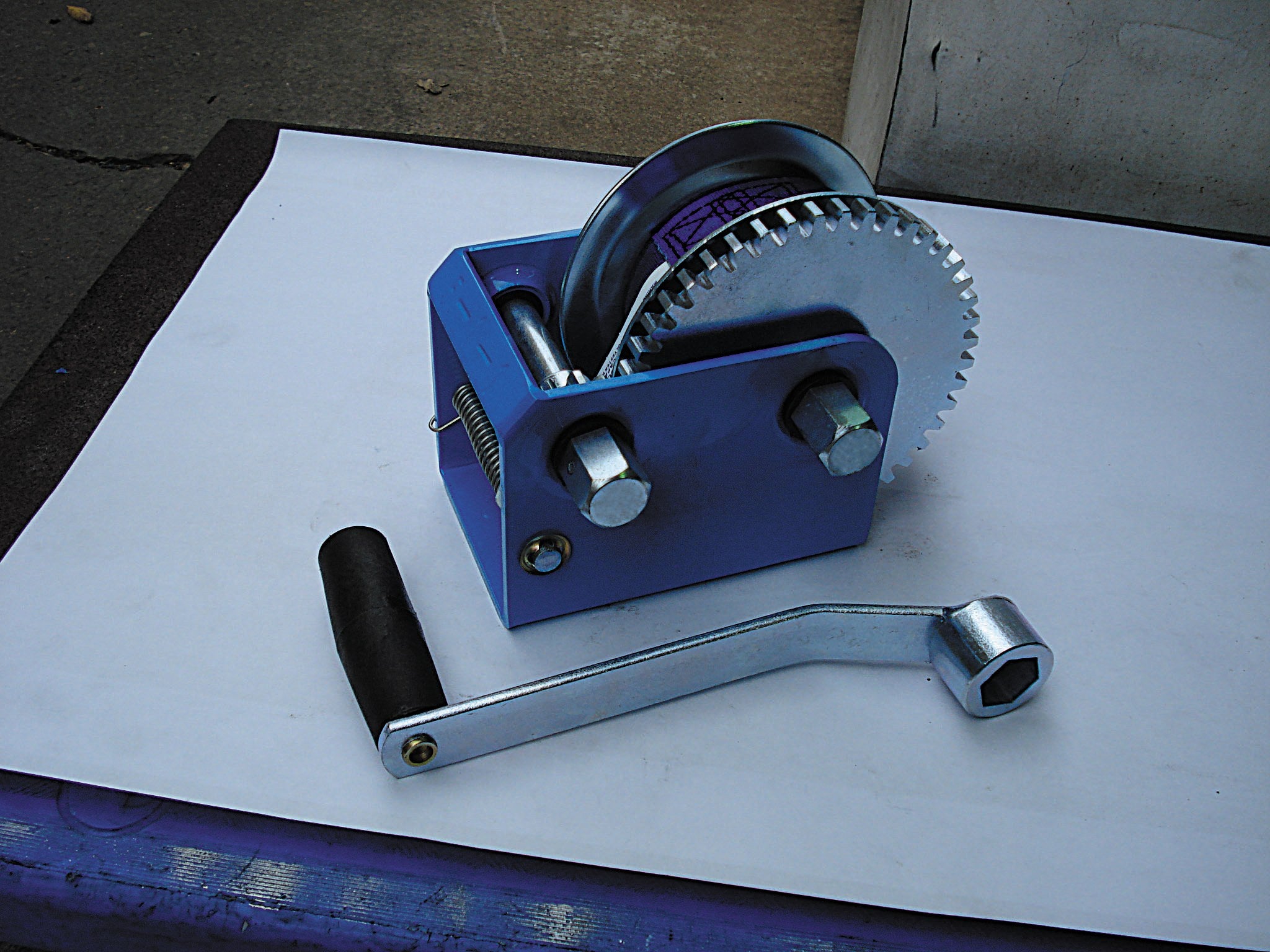 Boat Winch with Strap – Dacromet